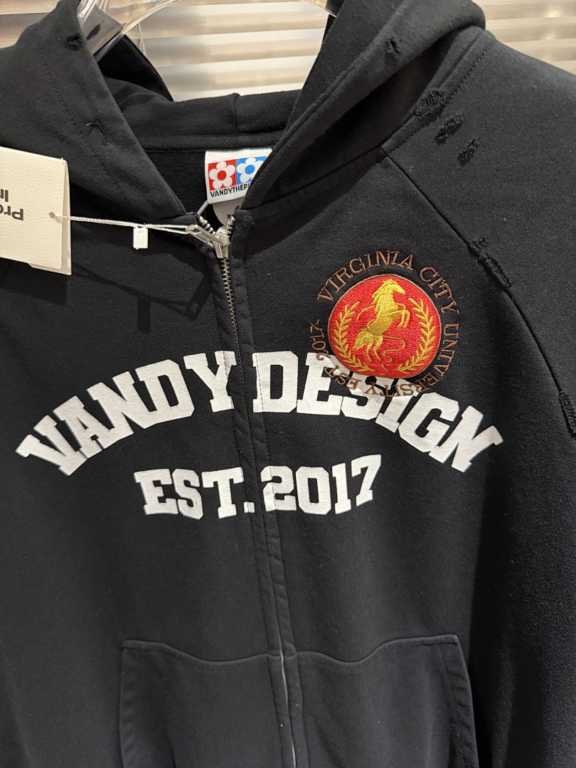 Fashion Brand 25FW Co-branded  - огляд і ціна Streetwear Brand Slogans