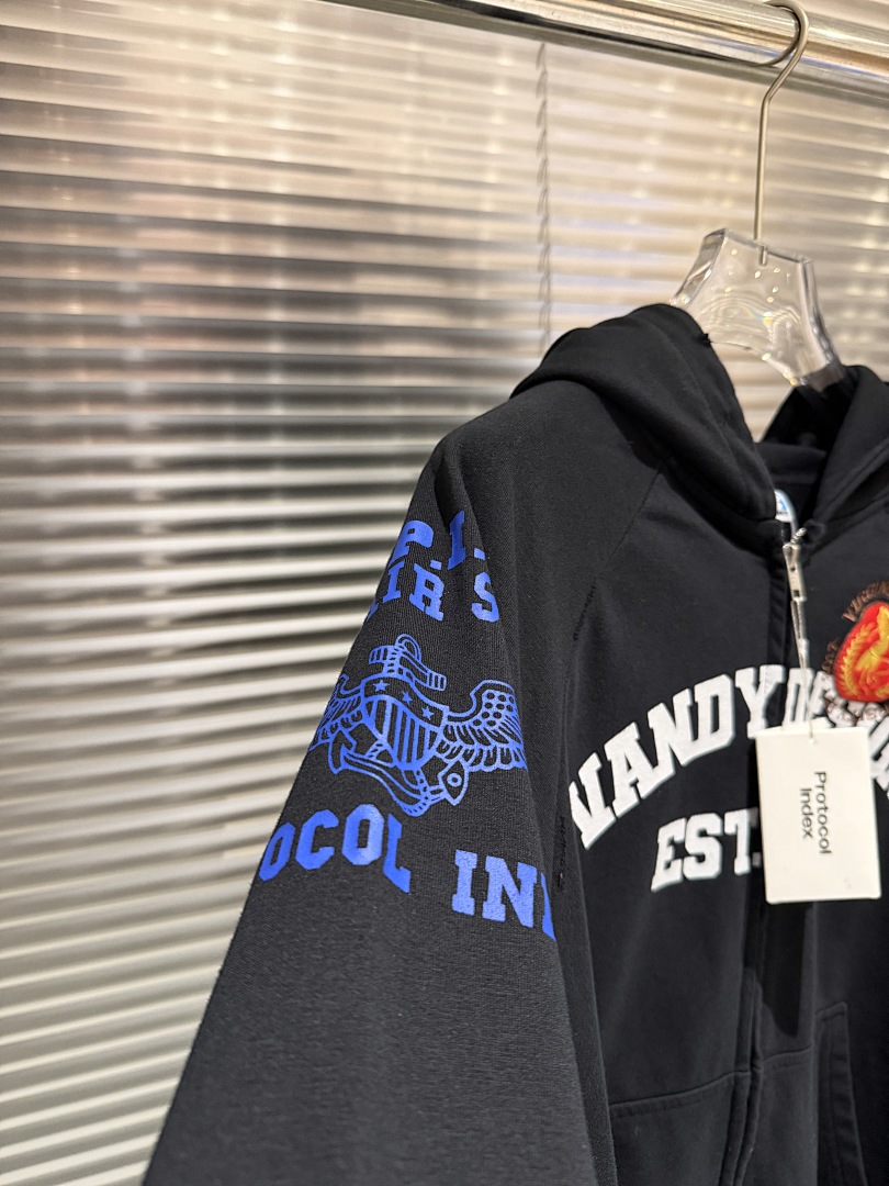 Fashion Brand 25FW Co-branded  - огляд і ціна Streetwear Brand Slogans